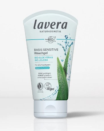 Lavera Basis Sensitiv attīrošā želeja sejas mazgāšanai ar organisko alveju un hohobu, 125 ml