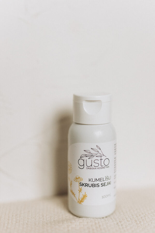 Gusto kumelīšu skrubis sejai, 100ml
