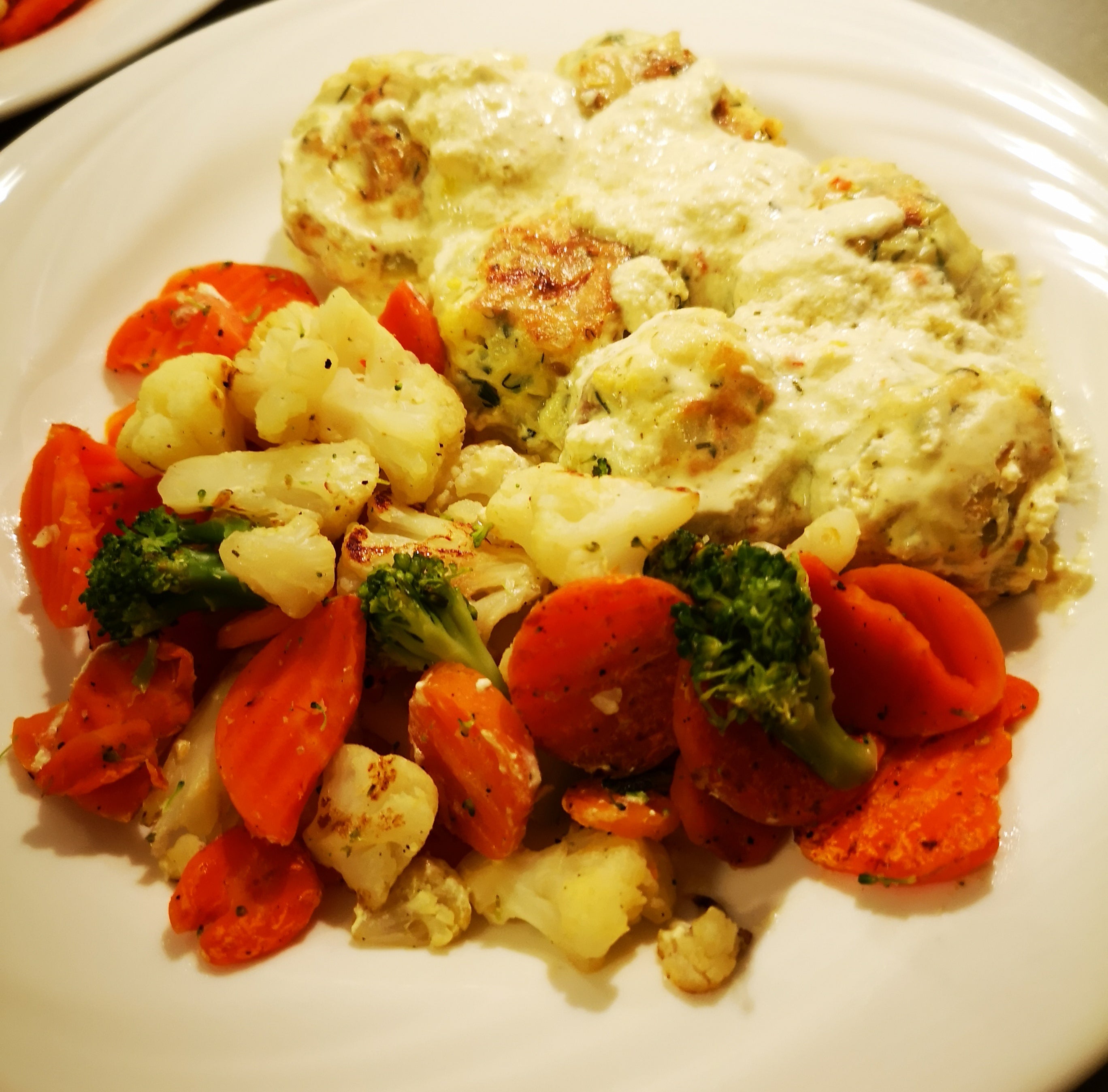 Recepte: Oscar's Fish mencas bumbiņas jogurta mērcē