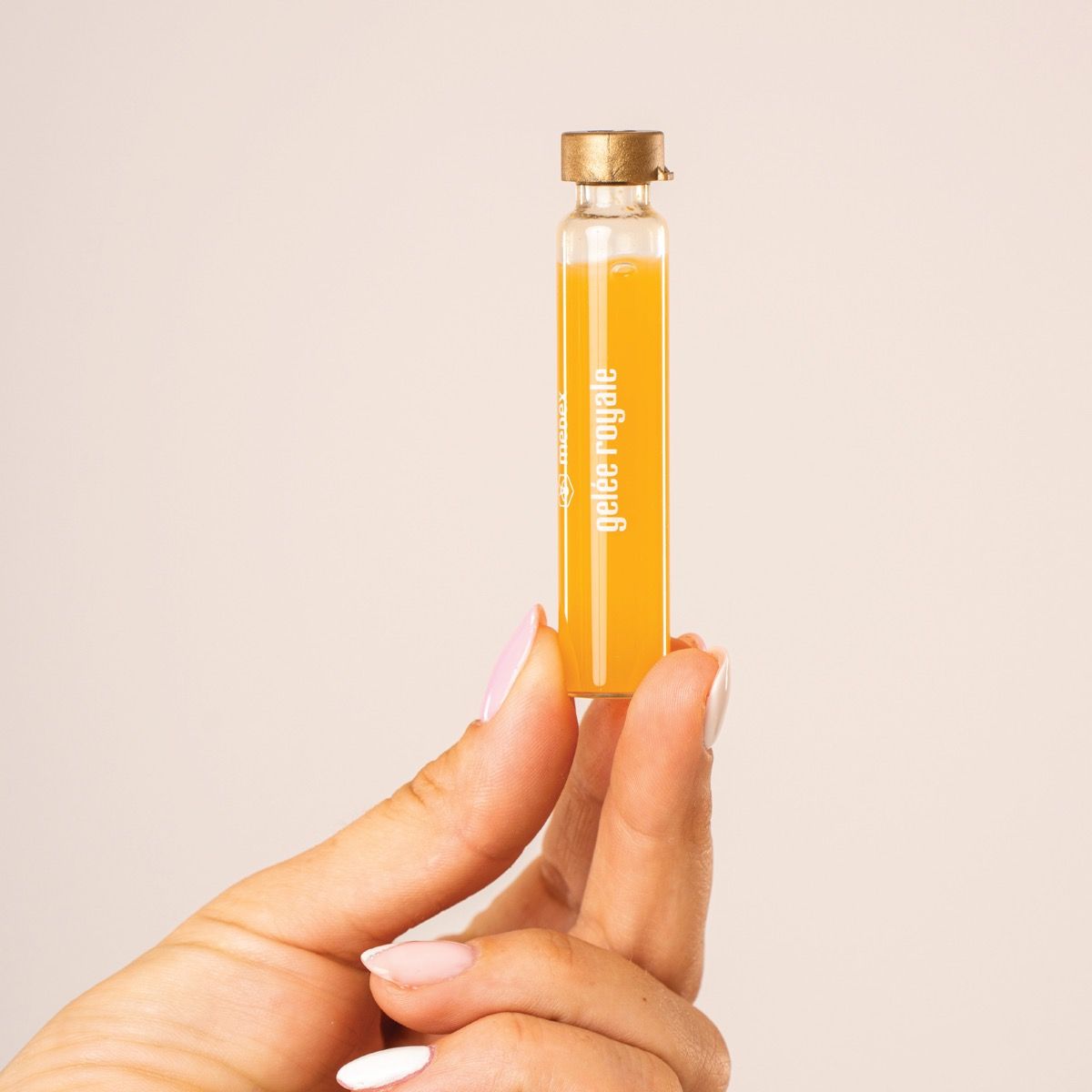 Medex uztura bagātinātājs bērniem Gelée royale Junior - Bišu māšu peru pieniņš + vitamīni A, C un E, 10 x 9ml
